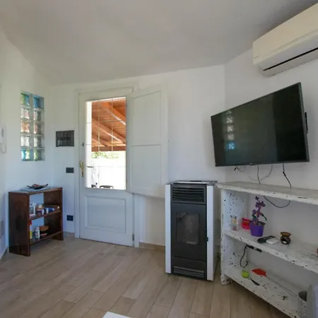 Dobby's House Apartment Olbia