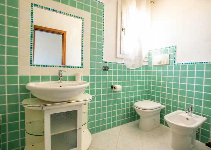 Dobby's House Ольбия