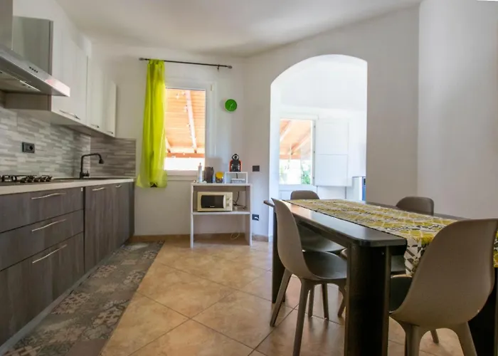 Апартаменты Dobby's House *